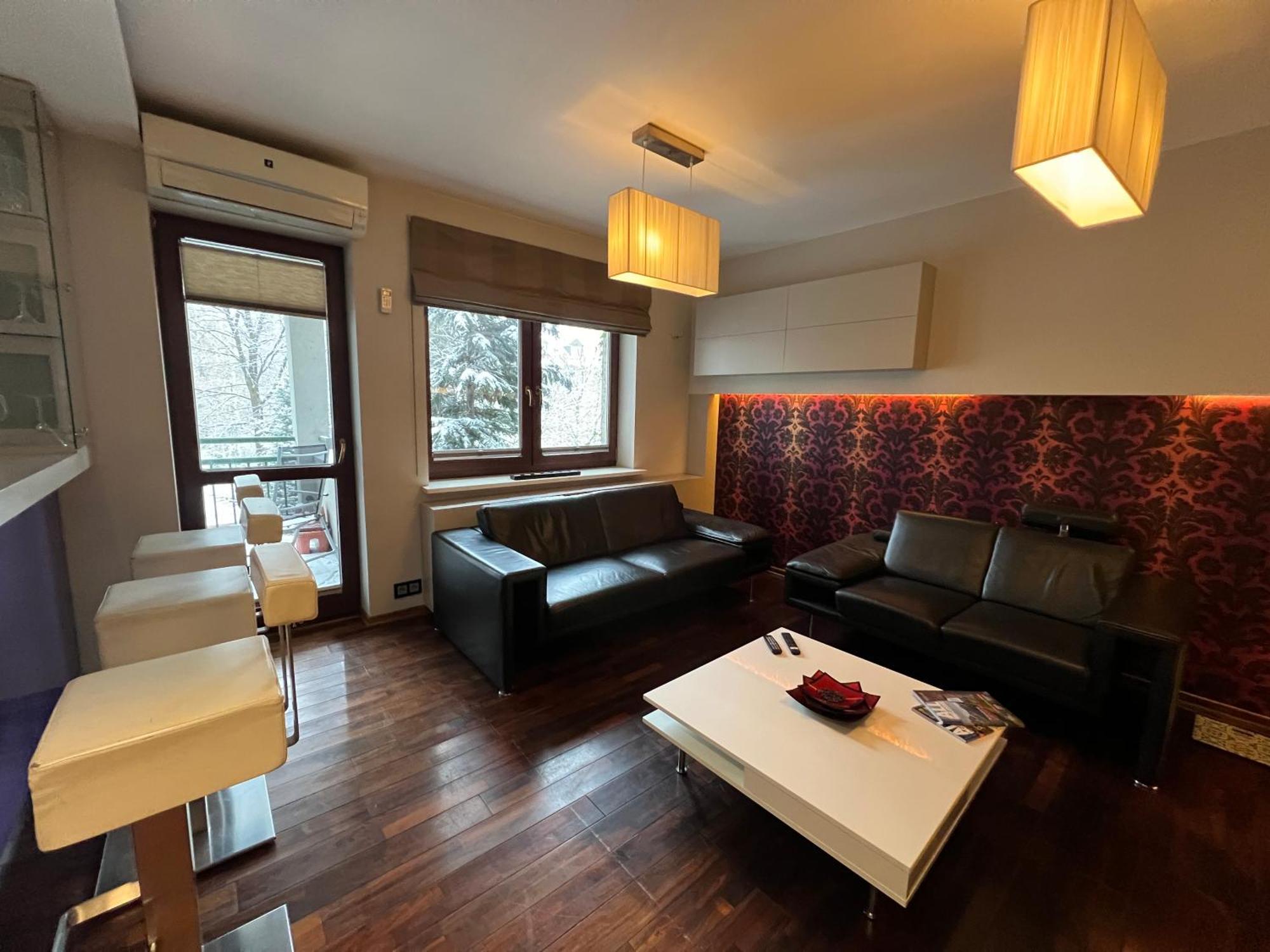 Butas Lux Flat Easy To Reach Centrum Warsaw