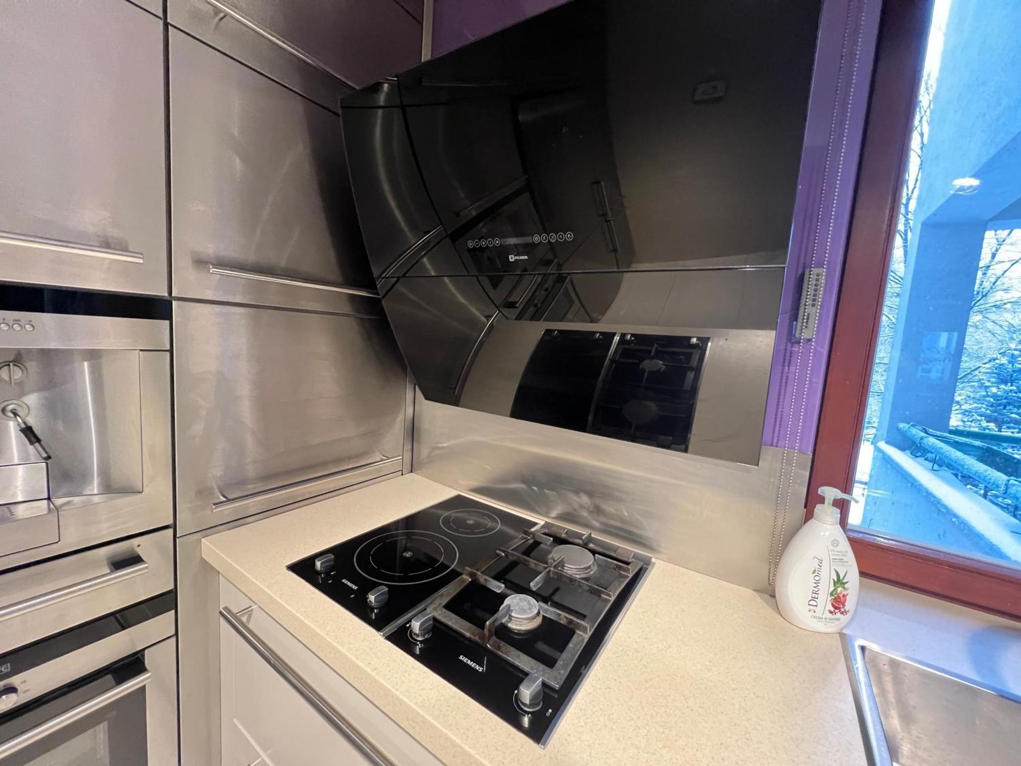 Lux Flat Easy To Reach Centrum Butas