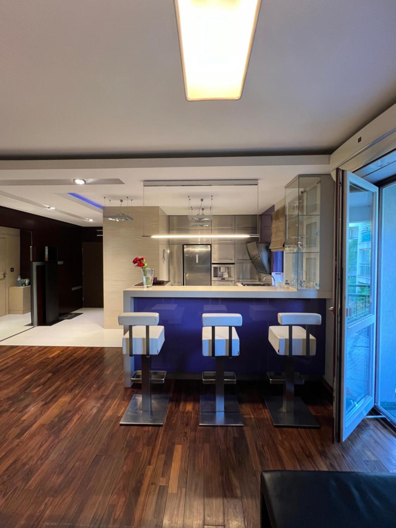 Lux Flat Easy To Reach Centrum Butas *